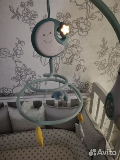 Карусель детская Chicco, мобиль для кроватки