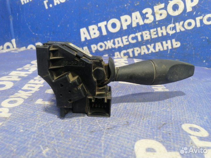 Переключатель поворотов Ford Focus 1 седан 2003