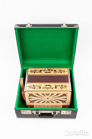 Weltmeister Vogtländer деревянный Баян