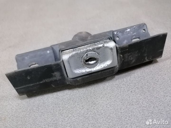 Личинка замка багажника VW Jetta II 1983-1992
