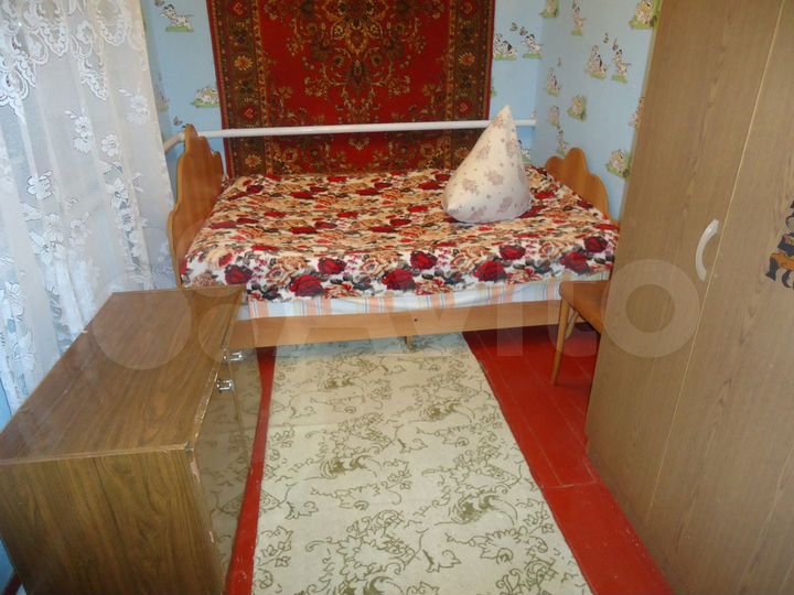 Комната 12 м² в 4-к., 1/1 эт.