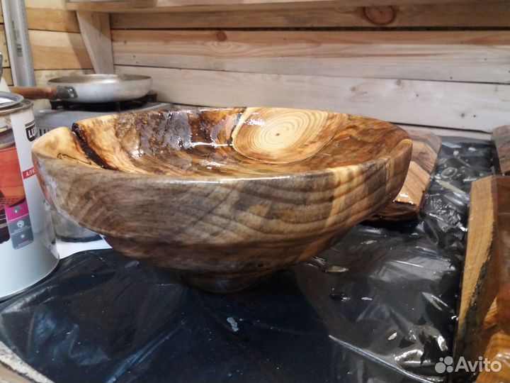 Фруктовница из сувеля сосны