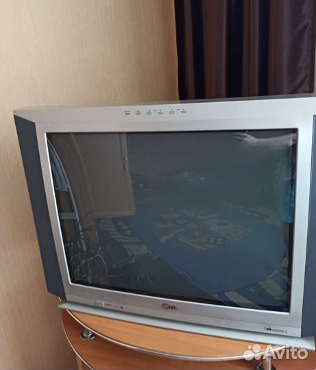 Телевизор LG CT-29M60VE