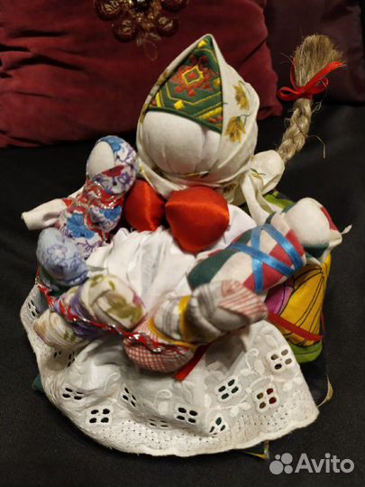 Куколка-оберег Матушка с детками