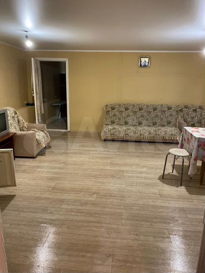 2-к. квартира, 60 м², 1/2 эт.