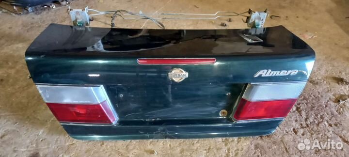 Крышка багажника в сборе Nissan Almera N15