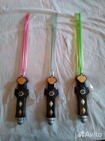 Меч со звуковыми и световыми эффектами,с проэкторо