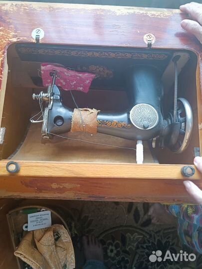 Швейные машинки две штуки