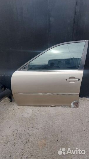Передняя дверь на camry acv30