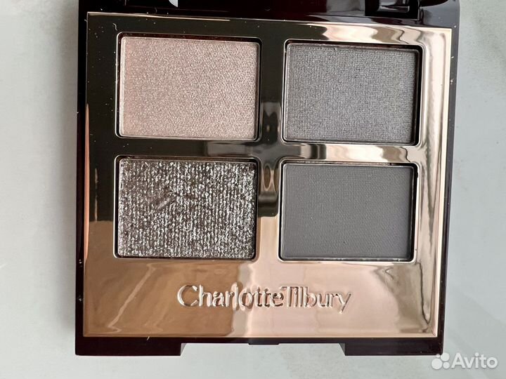 Charlotte Tilbury Luxury Palette в ассортименте