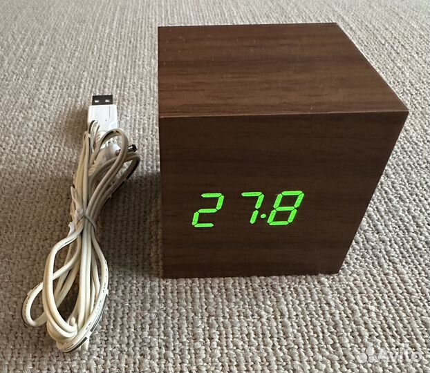 Часы электронные Gingko Click Clock