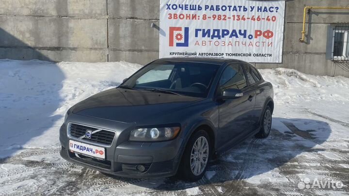 Торпедо Volvo C30