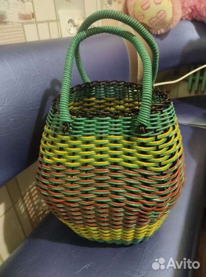 Корзина плетёная