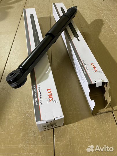 Lynx, Амортизатор задний LR. Nissan Almera