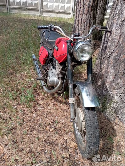 Мотоцикл иж-Планета 4