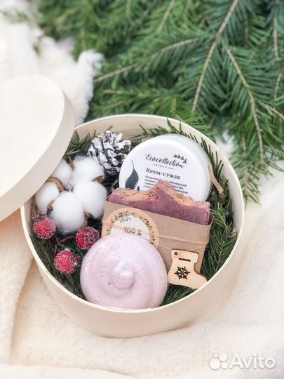 Коробка круглая с крышкой из дерева