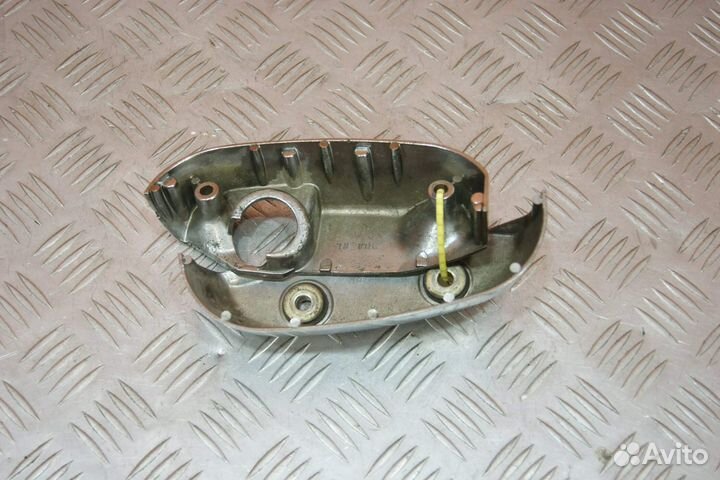 Крышка головки Suzuki Intruder 400