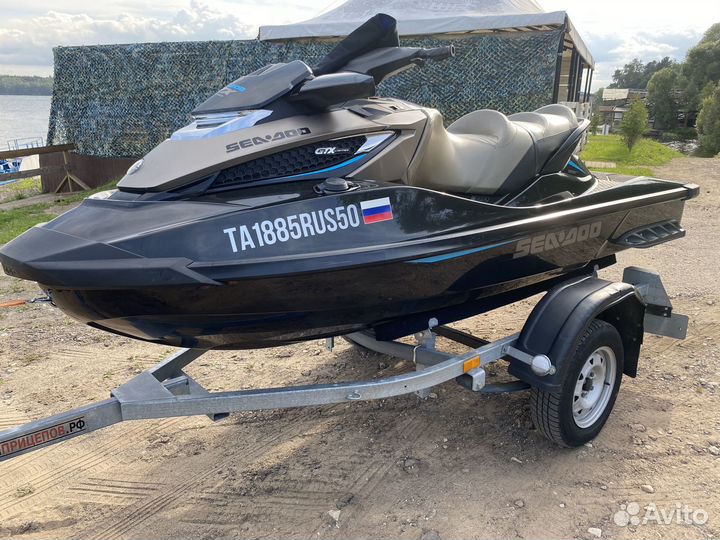 BRP Sea Doo GTX Limited 300 2017г. с прицепом