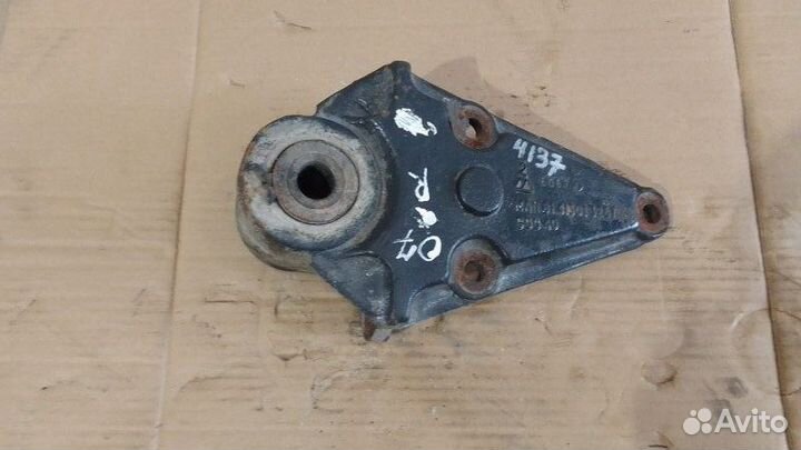 Кронштейн передней рессоры MAN правый Man Tga