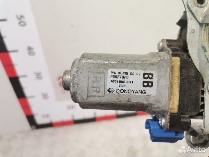 Стеклоподъемник передний правый Chevrolet Epica