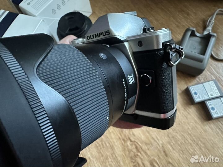 Olympus OM-D E-M10 Mark II., 3 объектива