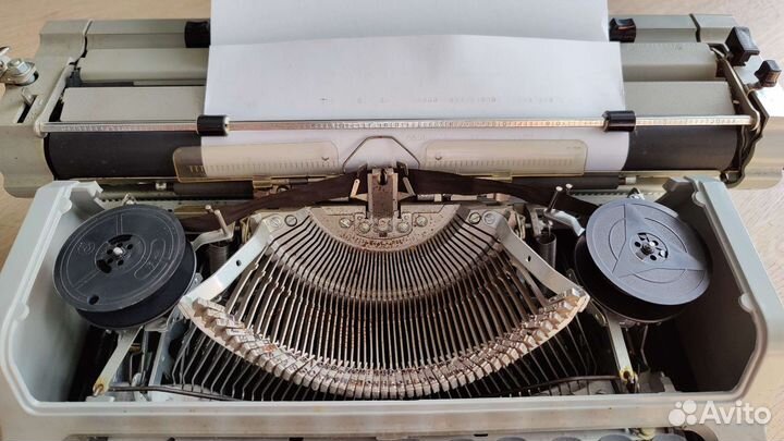 Печатная машинка Любава пп-305-01