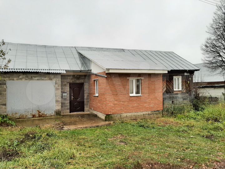 Дом 31,2 м² на участке 7 сот.