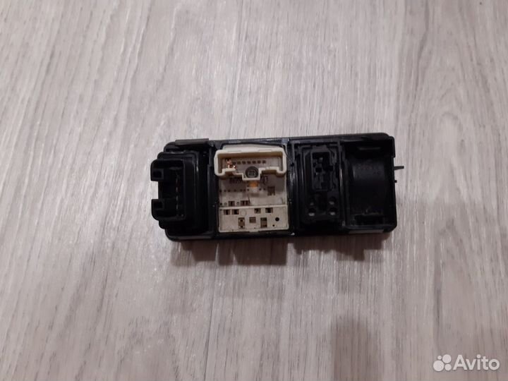 Блок управления зеркалами от Тойота Королла Е120