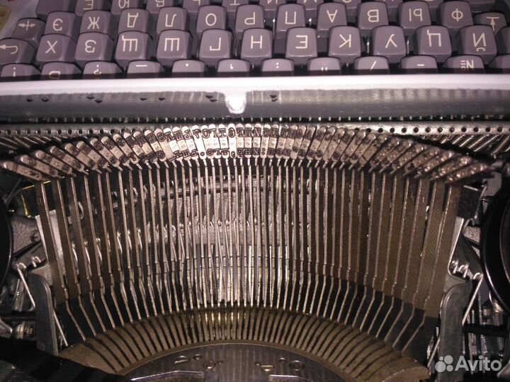 Печатная машинка Consul model 221