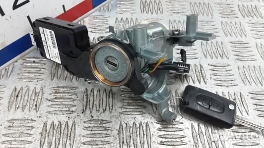 Замок зажигания citroen C-crosser (ZML08J101)