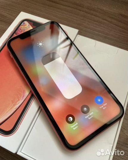 iPhone Xr, 64 ГБ