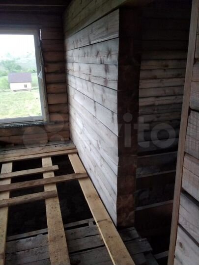 Дом 180 м² на участке 10 сот.