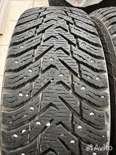 Nokian Tyres Hakkapeliitta 8 SUV 215/65 R17