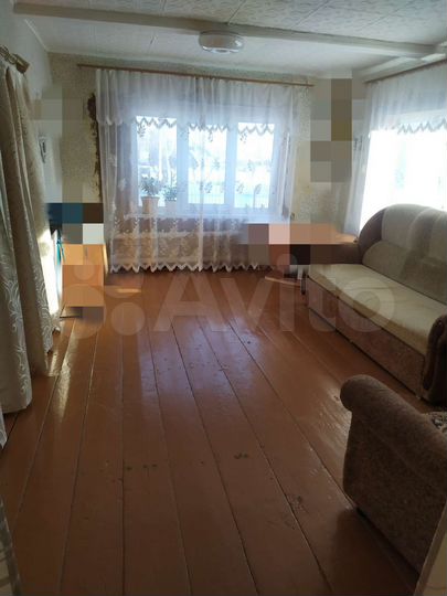 Дом 52,9 м² на участке 20 сот.