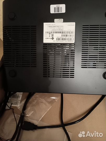 Продам роутер и приставку к телевизору билайн