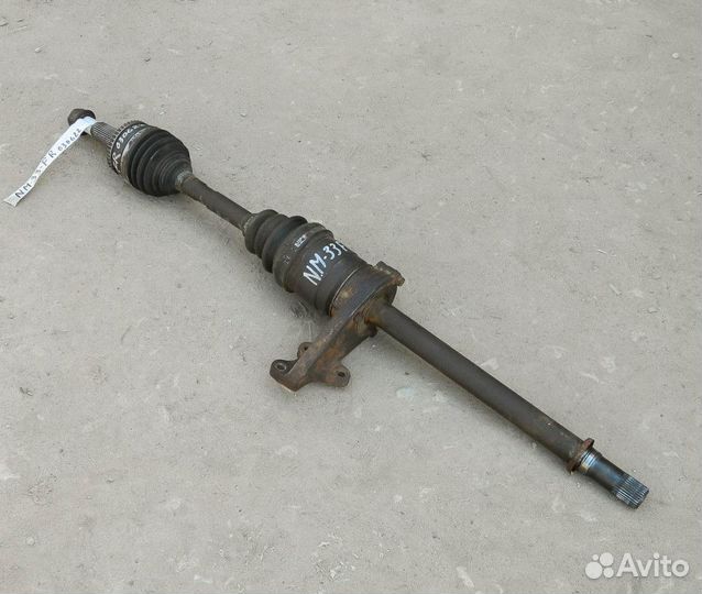 Привод передний правый Nissan Maxima A33
