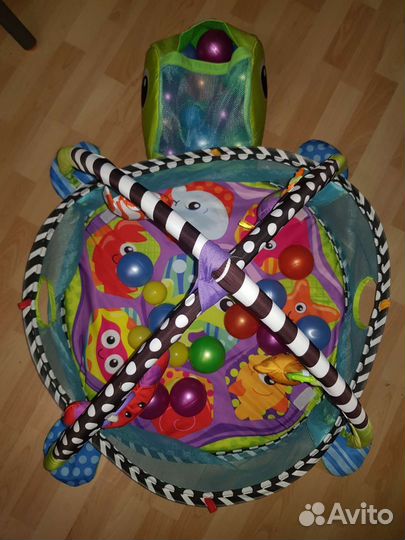 Сухой бассейн с шариками