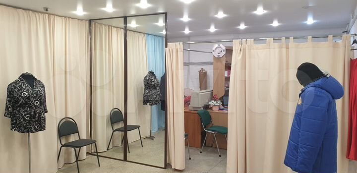 Торговая площадь, 159.7 м²