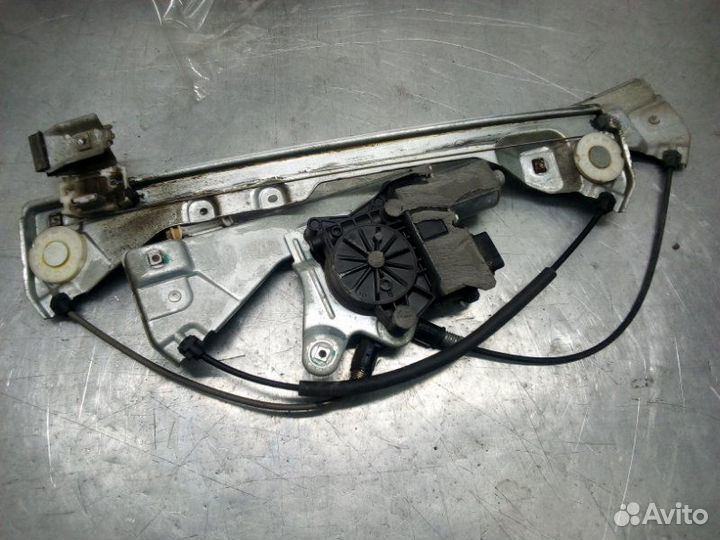 Стеклоподъемник передний левый Cadillac Cts 2010