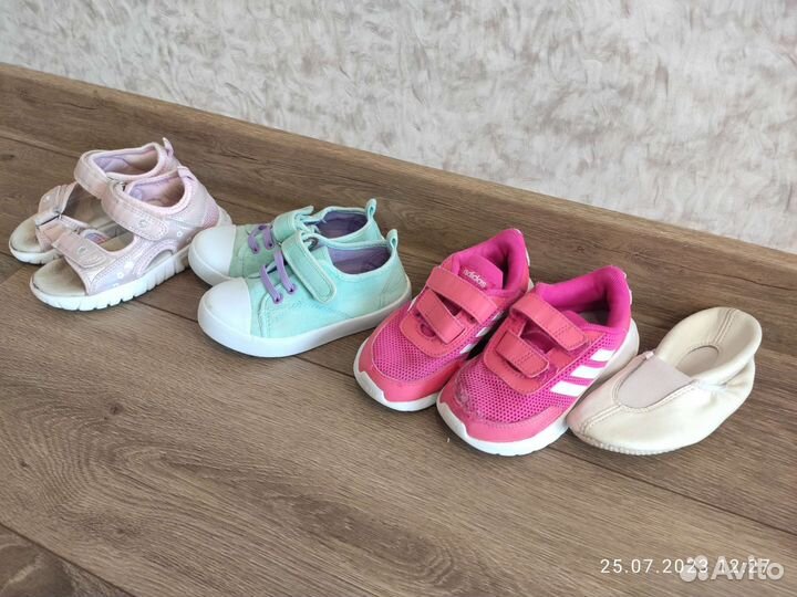 Вещи и обувь на девочку 92