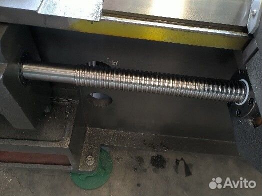 Горизонтальный токарный станок с чпу CK6180х3000