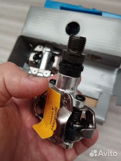 Педали контактные Shimano PD-M520 (EU)