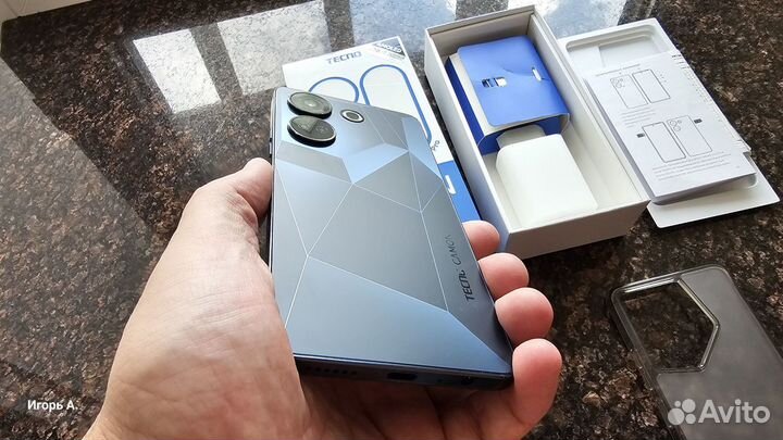 TECNO Camon 20 Pro, 8/256 ГБ