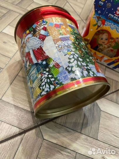 Коробка для подарка