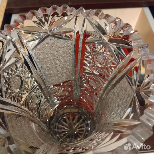 Ваза горный хрусталь