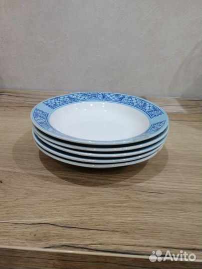 Тарелочки разные