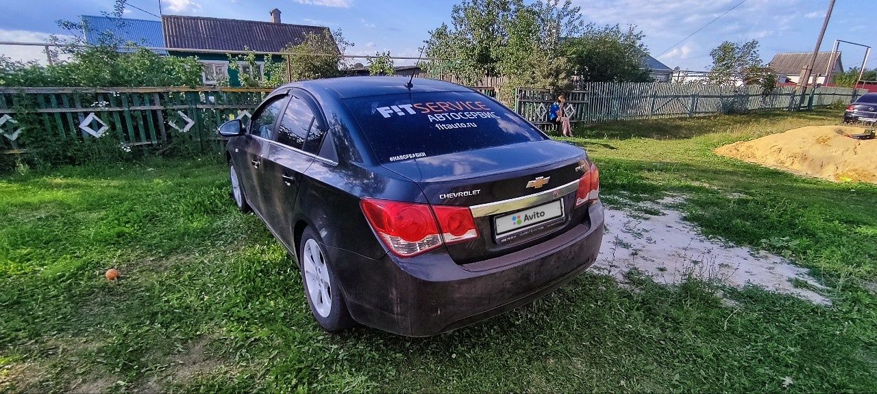 Chevrolet Cruze: фото владельца
