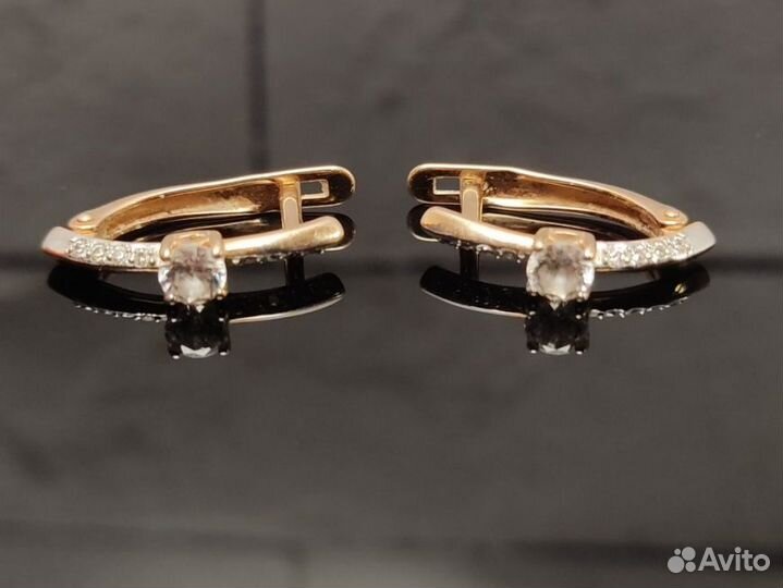 Золотые серьги 585 пробы массой 1.9 грамма