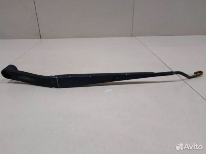 Поводок стеклоочистителя передний левый Hyundai El
