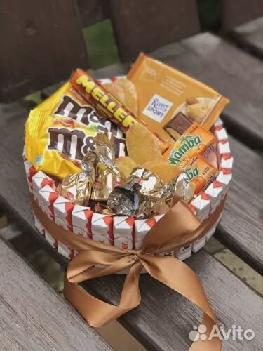 Тортик из Киндера и Love is